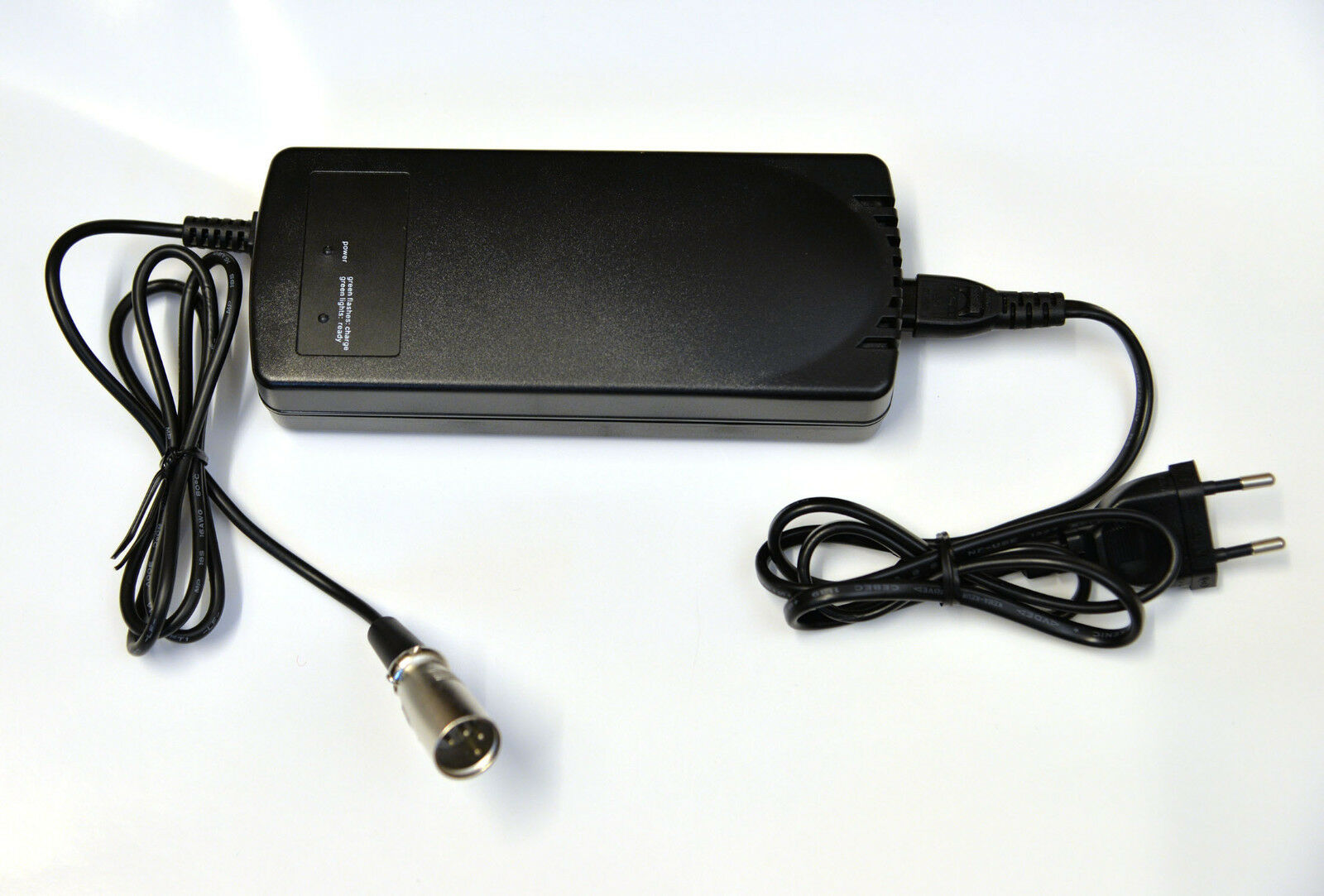 Ladegerät 36Volt Lipo Lader Elektrofahrrad Charger eBike Li-Ion 42Volt für QWIC