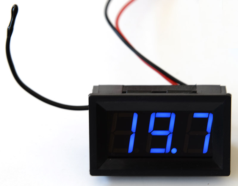 LED Thermometer (SH-T1) -30 bis +110°C glattes abgedunkeltes Display rot-DC 5 - 14V-7m Standardsensor